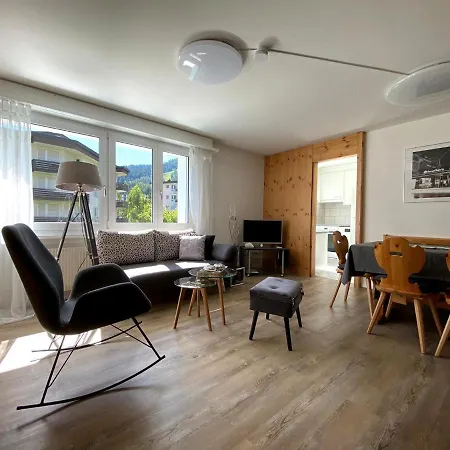 Apartment Zentrale Chesa Ravaisch *