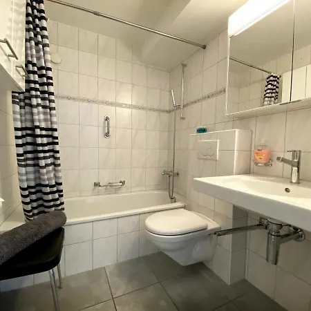 Zentrale Chesa Ravaisch Appartement